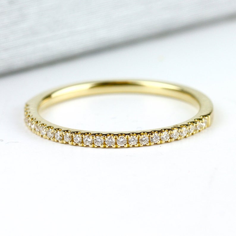 Classique Stackable Diamond Ring in Yellow Gold
